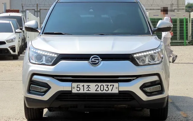더뉴티볼리에어 중고차 티볼리 아머 2WD 가솔린 LX 매물 사진 9 - 2017/09 161,583km