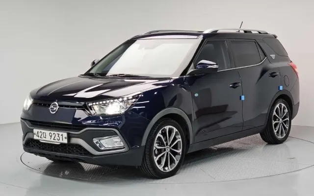 더뉴티볼리에어 중고차 티볼리 에어 4WD 디젤 1.6 RX 매물 사진 7 - 2017/04 94,680km